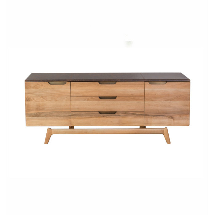 AVOLA-Sideboard besticht durch seine zarte Konstruktion und besteht aus einem massiven Holzwürfel mit zwei Schubladen