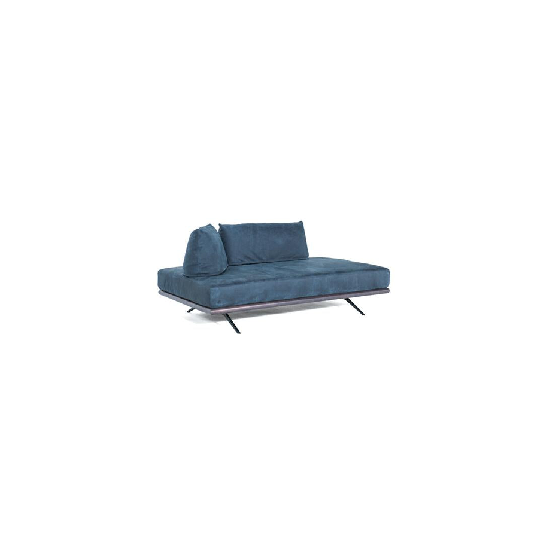 Sofa SAMOA- tragende Elemente aus massiver Buche, verstärkt mit Holzplattenelementen-Rückseite